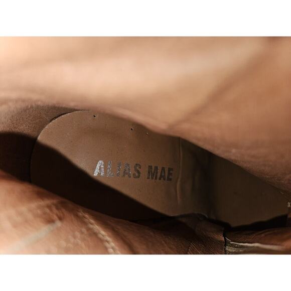 Alias Mae Boots Women’s Beige Snakeskin Leather Pointed Toe Bootie Sz 39, 8 US - Picture 10 of 10